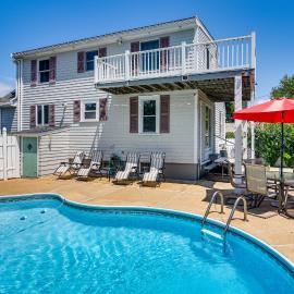 3 Mi to Dtwn & Beach! Bristol Home w/ Patio
