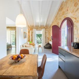 Piccolo Paradiso, hotel a Línia