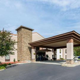 Quality Suites Altavista - Lynchburg South, hotel v destinácii Altavista