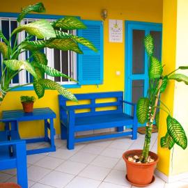 Relaxing Blue Flat near beach!, hotel sa Calheta Do Maio