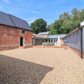 Church Farm Barn, hotel in Saxmundham