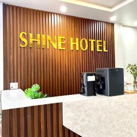 Shine Hotel, hotel v destinaci Hue