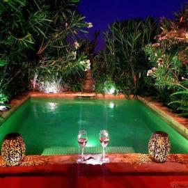 Beautiful Casita with hot tub under stars, hotel a Casares