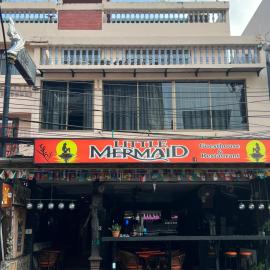 Little Mermaid Guesthouse & Restaurant, hotel in Kata Beach