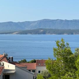 Stunning Views | Modern | Walk Everywhere | Bol, hotel v destinaci Bol