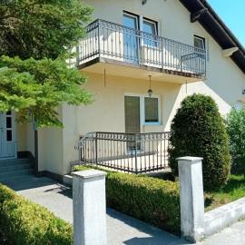 Perisa, hotell i Livno