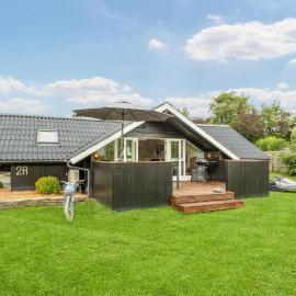 Amazing Home In Faaborg With Wifi, Hotel in Faaborg
