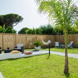 VILLA AMBROSIA 172 A, hotel a Terracina