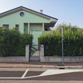 Serenity Home, hotel u gradu Caldiero