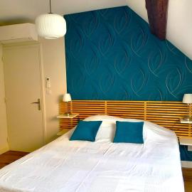 CHAMBRE D HOTES AU COEUR DE MEURSAULT, hotel in Meursault