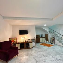 Magnifique duplex moderne à 1 minute à pied de la plage- Résidence Miramar Mohammedia, хотел в Мохамедия