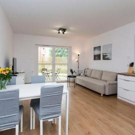 Apartament z ogródkiem Brzeźno