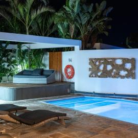 Casa Mila with heated pool in El Roque