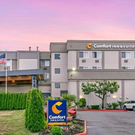 Comfort Inn & Suites Pacific - Auburn, hotel u gradu 'Auburn'