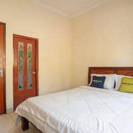 Urbanview Resort Syariah Khansa Cisarua Puncak by RedDoorz, hotel a Tagalbato