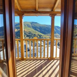 Lar da cima, hotell i Folgoso