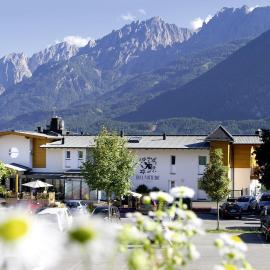 Hotel Holunderhof, hotel u gradu Lienc