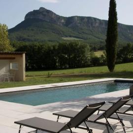 Magnifique maison en pierre avec piscine