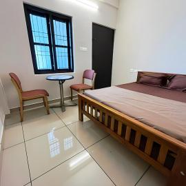 SEA BREEZE RELAX INN, hotel u gradu 'Kannur'