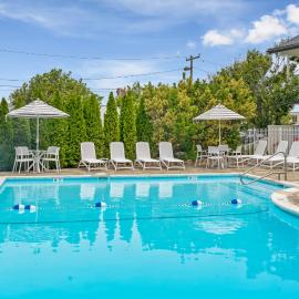 A Wave Inn - Montauk، فندق في مونتوك