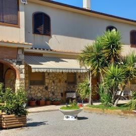 Nato Contadino, hotel di Capalbio