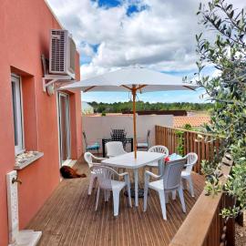 Villa 6 personnes dans résidence calme, grande terrasse, 5 mn de la plage