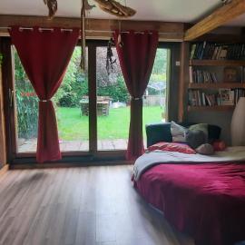 Ferienhaus Feuer Wasser Luft Erde, hotel a Dobbrikow