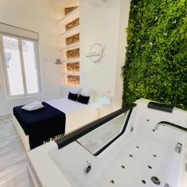 Suite in the City avec JACUZZI PRIVATIF - Hyper Centre, hotell sihtkohas Montpellier
