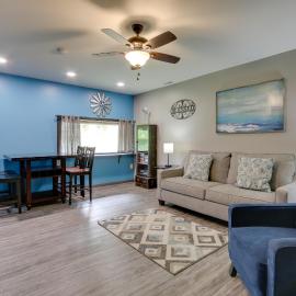 Zanesville Vacation Rental: 2 Mi to Downtown!, hotel in Zanesville