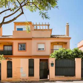 2 La casa de Mariló, hotel in Tomares