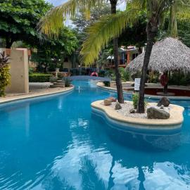 Cocomarindo Condo #72, hotel a Coco