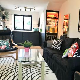 THE MORNINGSIDE APARTMENT Charming stylish apartment in the centre of Innerleithen, Hotel in Innerleithen