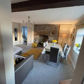 Yew Tree Cottage, 3 bedroom, 4 Church Row Defynnog