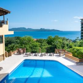 Presidential Suites 15-Oceanview Condo, hotel in Playa Flamingo