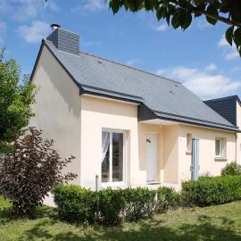 Viesnīca La Charline - Maison avec jardin près de la plage pilsētā Frehel