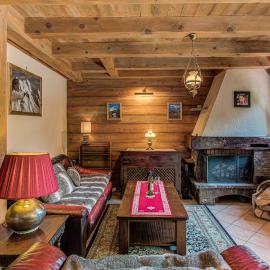 Chalet Blackbushe, Traditional Chalet, Alpes Agency, Sleeps 4-6