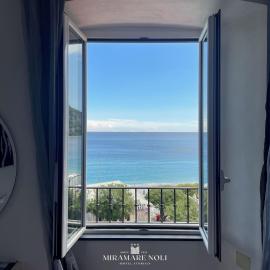 Hotel Miramare, hotel sa Noli