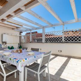 Mazzeo beach house 2, hótel í Mazzeo