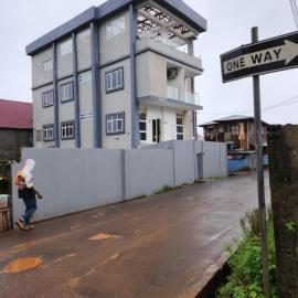 Rooftop Villa, hotell i Freetown