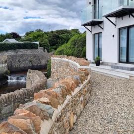 The Quays Apartment, hotel in Annalong