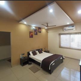 HMT COMFORTS, hotel u gradu 'Hassan'