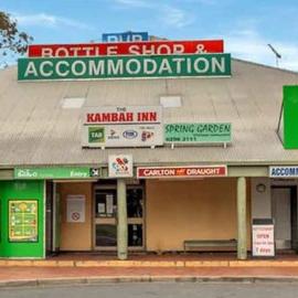 Kambah Inn، فندق في Kambah