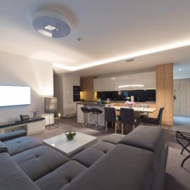 Apart-Hotel VIVI RESIDENCE & SPA, hotel u gradu Žori