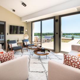 La Villa face au Lac、Saramonのホテル