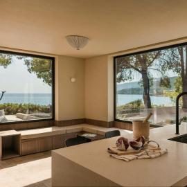 Home By The Sea, hotel a Kardhamili