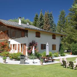 CHALET LES ECUREUILS，巴斯洛內特的飯店
