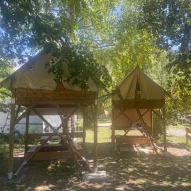 Le bivouac-tente chez Camille, hotel em Veynes
