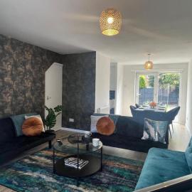 CAPRI 13 SA's 3 bedroom home, close to Loughborough University and M1, hotel in Loughborough