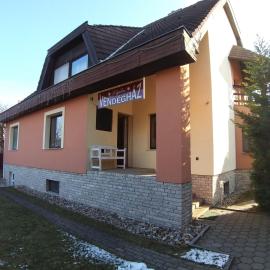 Magdaléna Vendégház, hotel in Esztergom