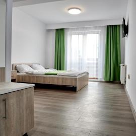 Márti, hotell sihtkohas Odoreu